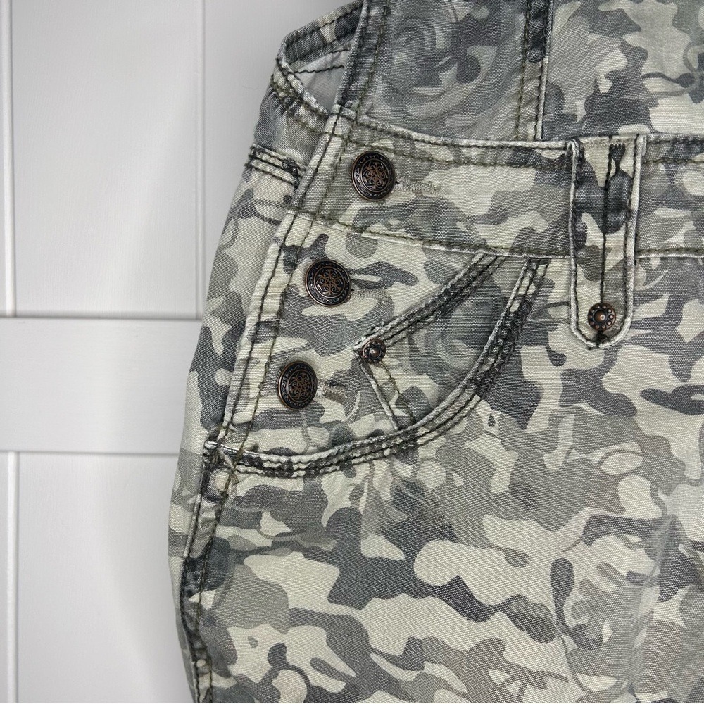 Y2K NOBO‎ Camo Short Overalls Size 3 - Picture 4 of 5